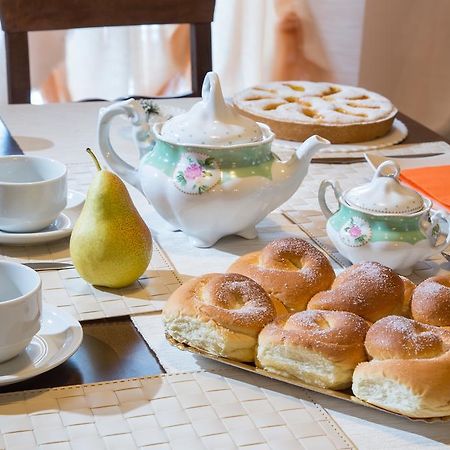 B&B Casa Cavour 圣贝内代托-德尔特龙托 外观 照片